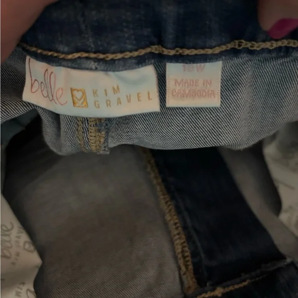 Belle by Kim Gravel TripleLuxe Denim Short - Picture 3 of 4